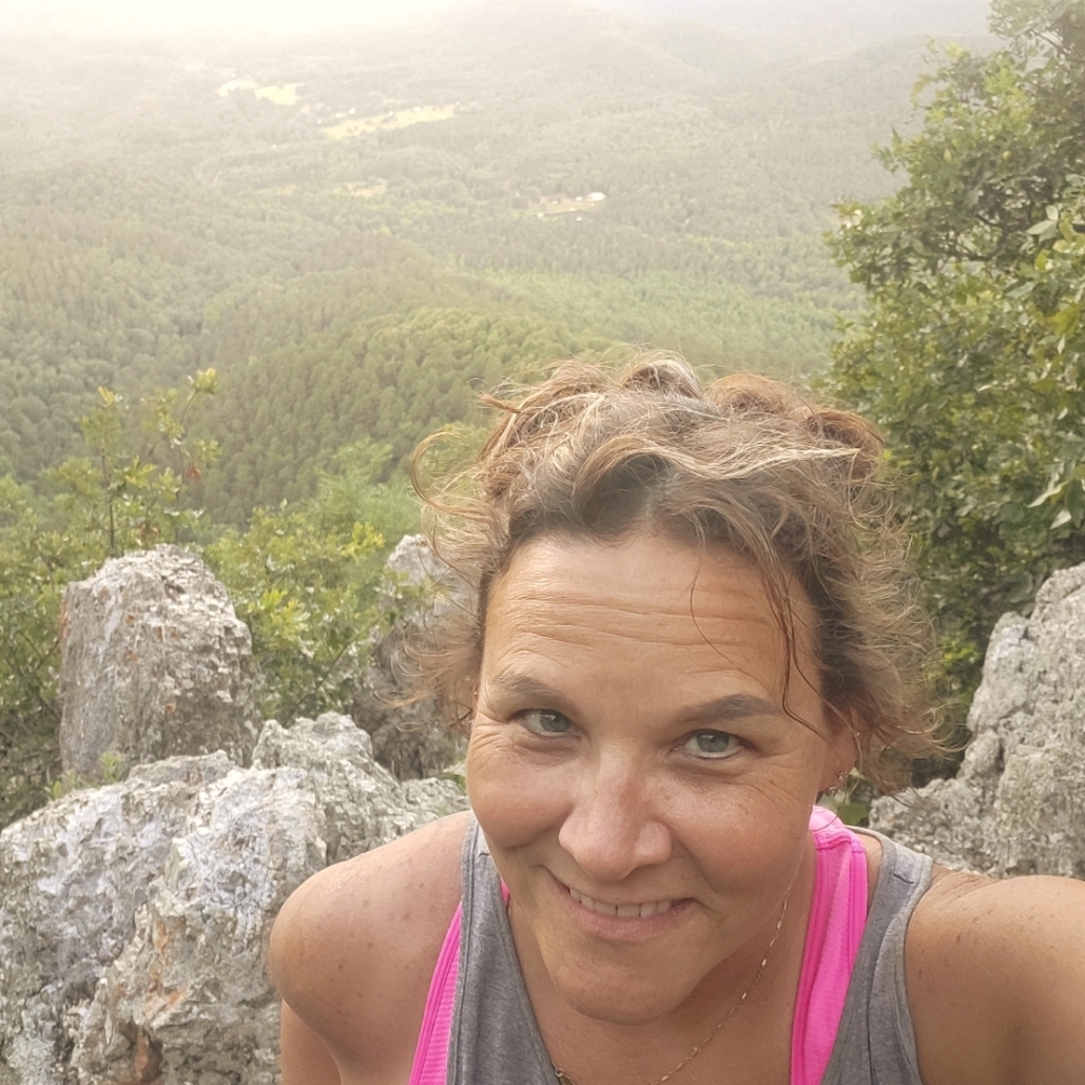 Meet your Posher, Tina